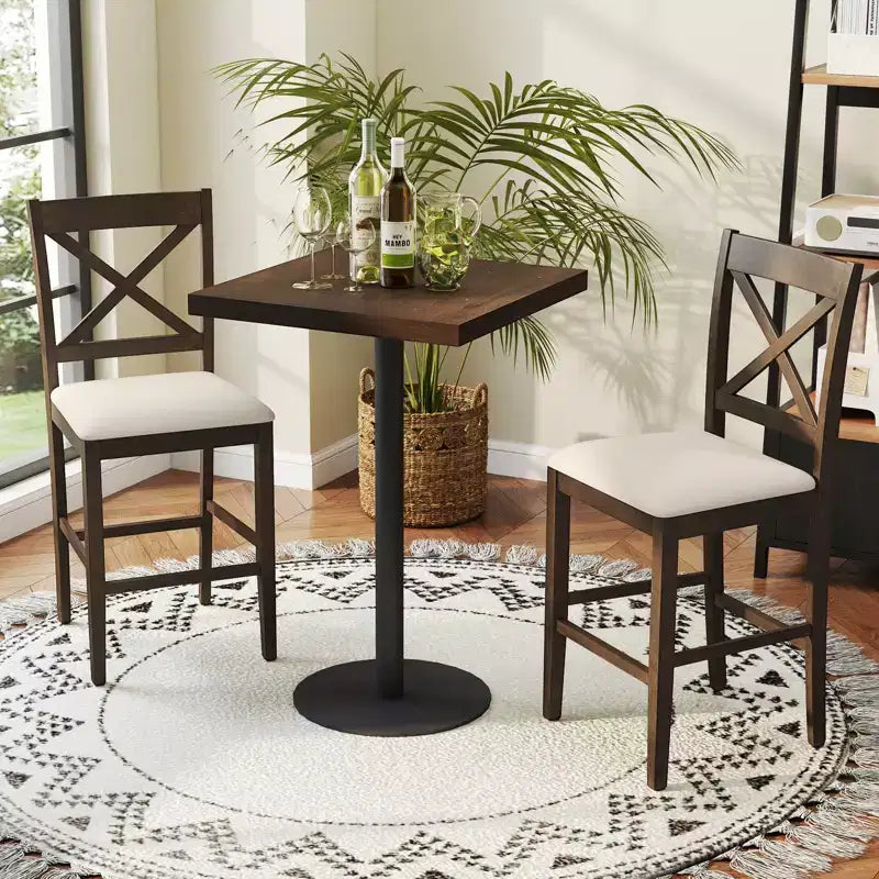 Lot de 2 tabourets de bar Costway en bois d'hévéa avec dossier en X, sièges rembourrés et repose-pieds (brun foncé et crème/blanc et gris)