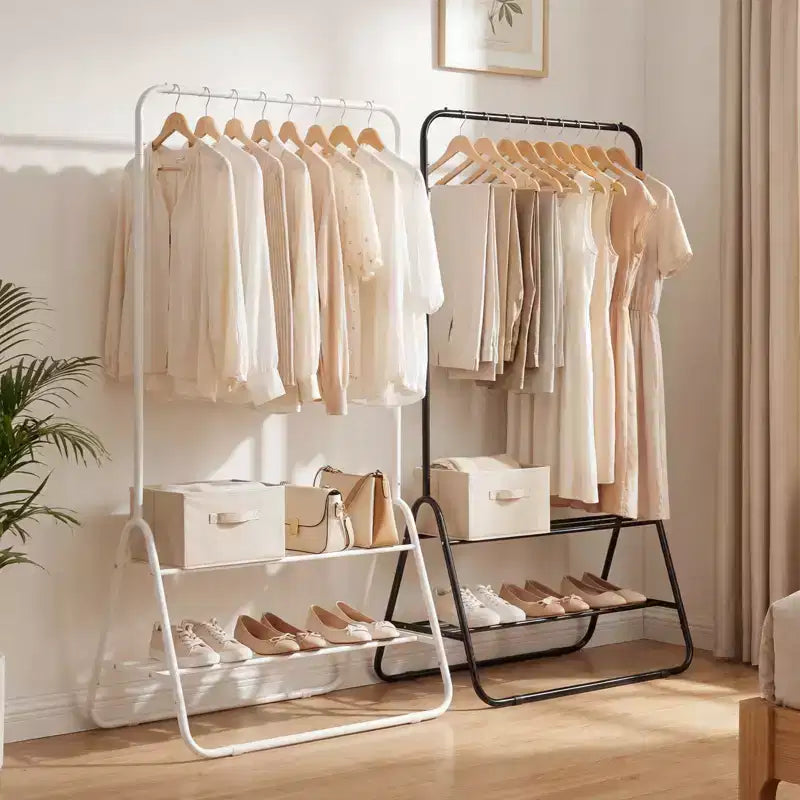 Portant à Vêtements Robuste Costway, en Métal, avec Tringle de Suspension et Étagères de Rangement, Blanc/Noir