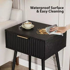 Karl Home Table de chevet noire 48 cm, panneaux de particules et MDF, mélamine et thermoformage, 1 tiroir, pieds hauts