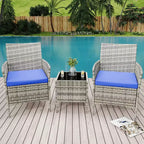Ensemble de 3 meubles de patio extérieur, chaises en rotin PE avec coussins moelleux et table basse en verre trempé, ensemble de patio toutes saisons