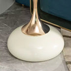 Table d'appoint ronde en métal blanc, petite table basse avec finition dorée, table d'appoint compacte pour petits espaces de vie