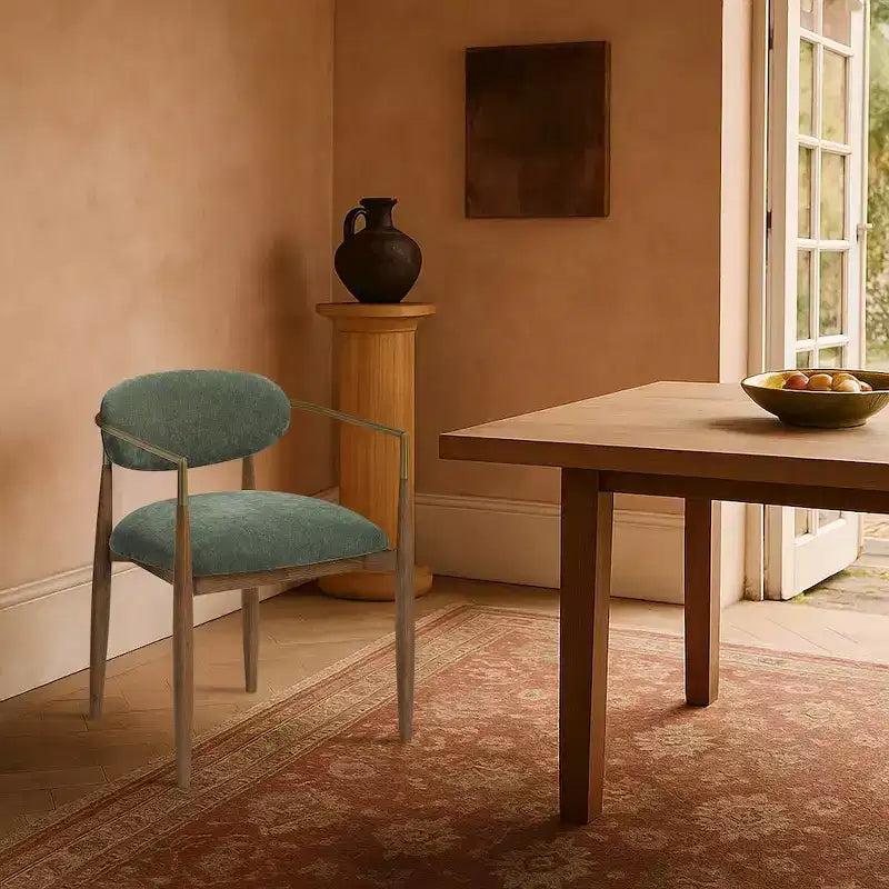 Chaises de salle à manger Riccio de Meridian Furniture avec accoudoirs et revêtement en tissu haute performance (lot de 2)