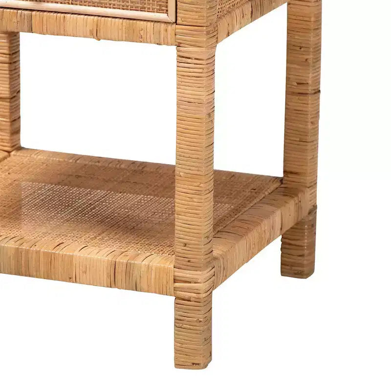 Table de chevet Adelia en rotin naturel et acajou avec 1 tiroir et une étagère - Baxton Studio