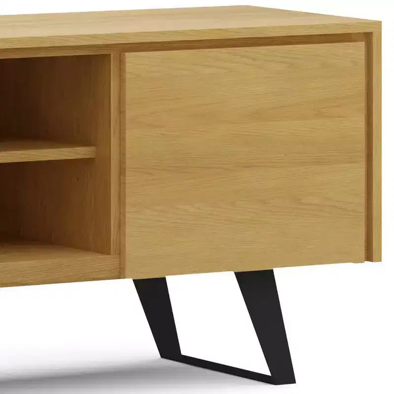 Meuble TV Mitchell pour téléviseurs jusqu'à 70" Chêne - WyndenHall : Bois massif, pieds en métal, crédence multimédia