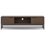 Meuble TV bas WyndenHall Devlin 72" pour téléviseurs jusqu'à 80" Noyer brun : Meuble console multimédia moderne avec rangement