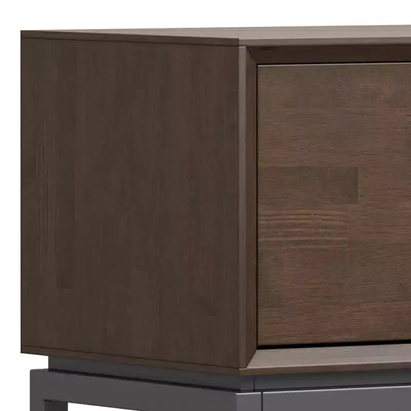 Meuble TV bas WyndenHall Devlin 72" pour téléviseurs jusqu'à 80" Noyer brun : Meuble console multimédia moderne avec rangement