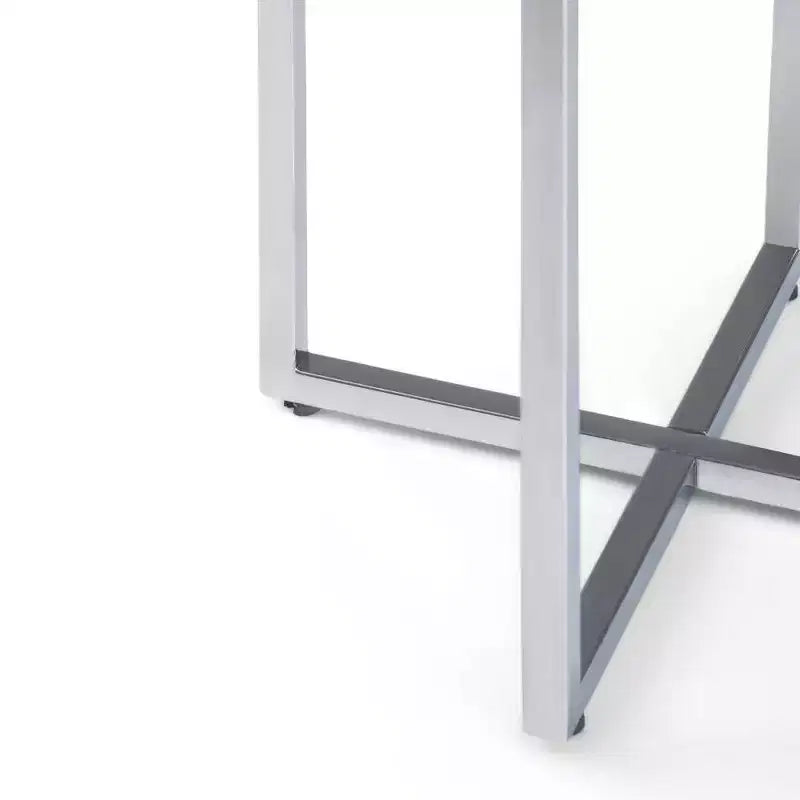 Table d'appoint contemporaine en métal large 18" Farnell avec base chromée Blanc/Argent - WyndenHall : Dessus en marbre, Table d'appoint ronde
