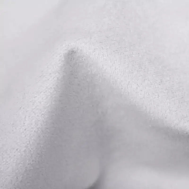 Lit capitonné en velours et dossier haut Skyline Furniture