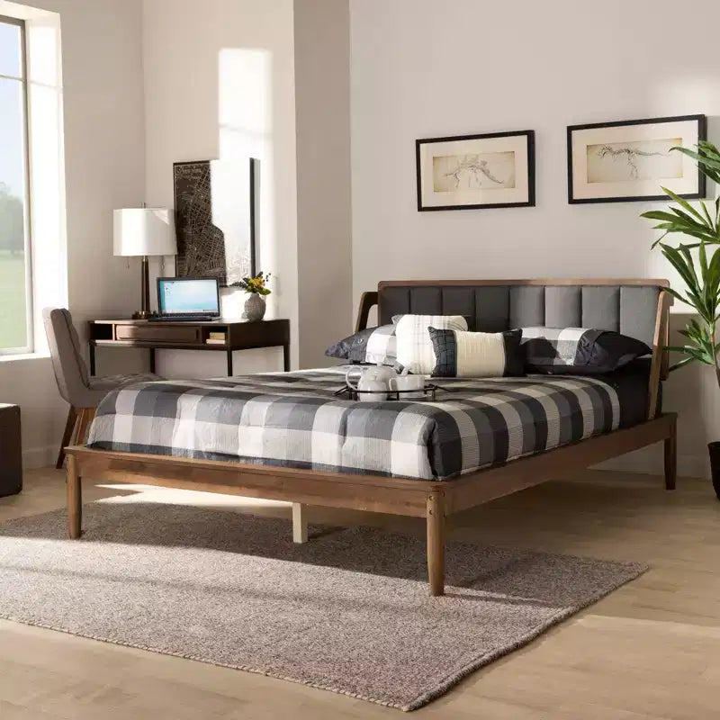 Lit plateforme moderne Mid-Century Helsa Noyer/Marron/Gris - Baxton Studio