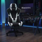 Chaise de jeu inclinable en similicuir BlackArc – Accoudoirs pivotants réglables en hauteur, repose-pieds escamotable, oreillers de tête et lombaires