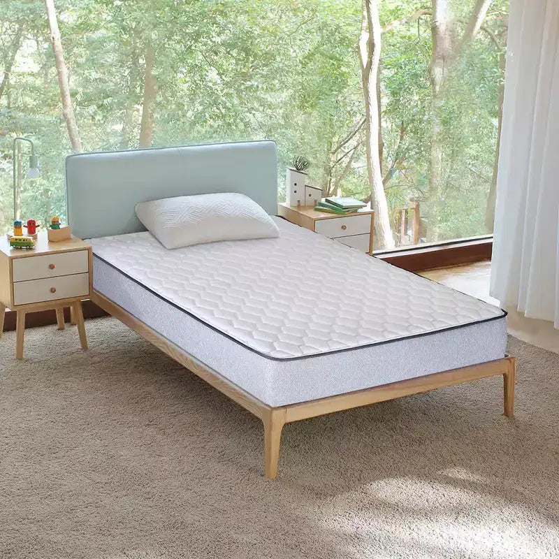 Matelas en mousse haute densité, ferme moyen, plateau serré, 7 pouces, Continental Sleep.