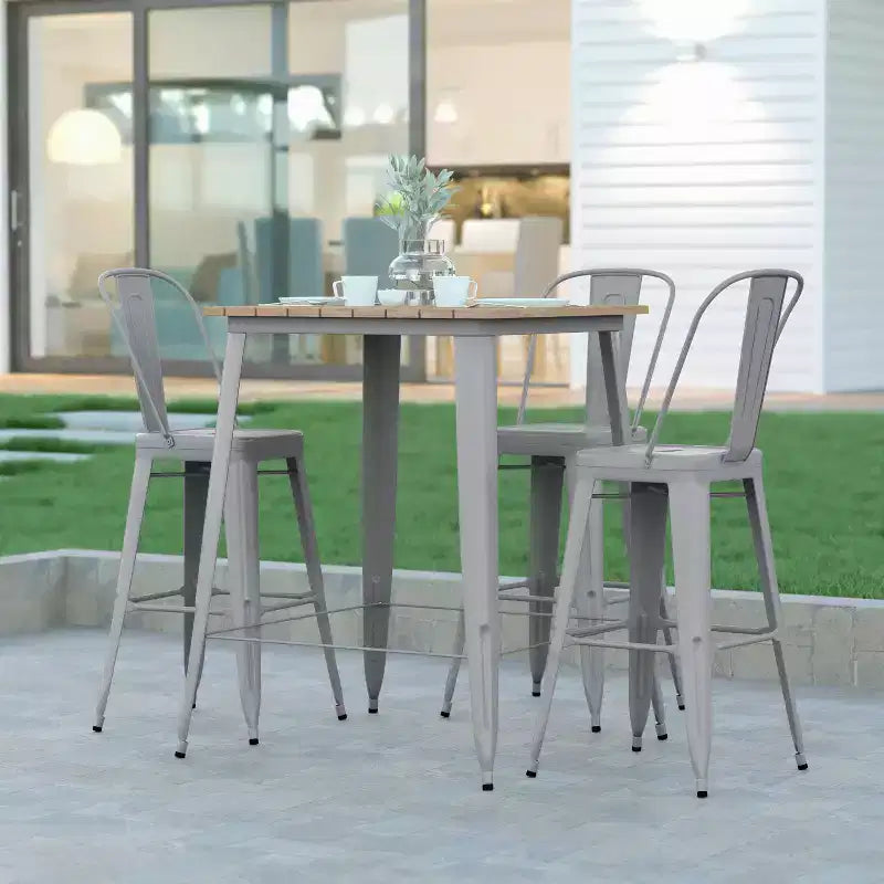 Table de bar intérieure/extérieure Emma et Oliver, plateau carré de 31,5 po en résine polymère tout temps avec base en acier