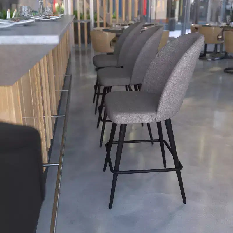 Tabourets de salle à manger Emma et Oliver modernes et rembourrés avec dossier profilé et pieds en acier thermolaqué avec patins de protection – Lot de 2