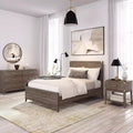 Lit plateforme contemporain en bois massif Plank+Beam pleine grandeur