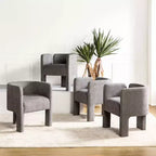 Chaise de salle à manger Elias avec piétement à trois pieds, lot de 4, par ART OF LIVING DESIGNS