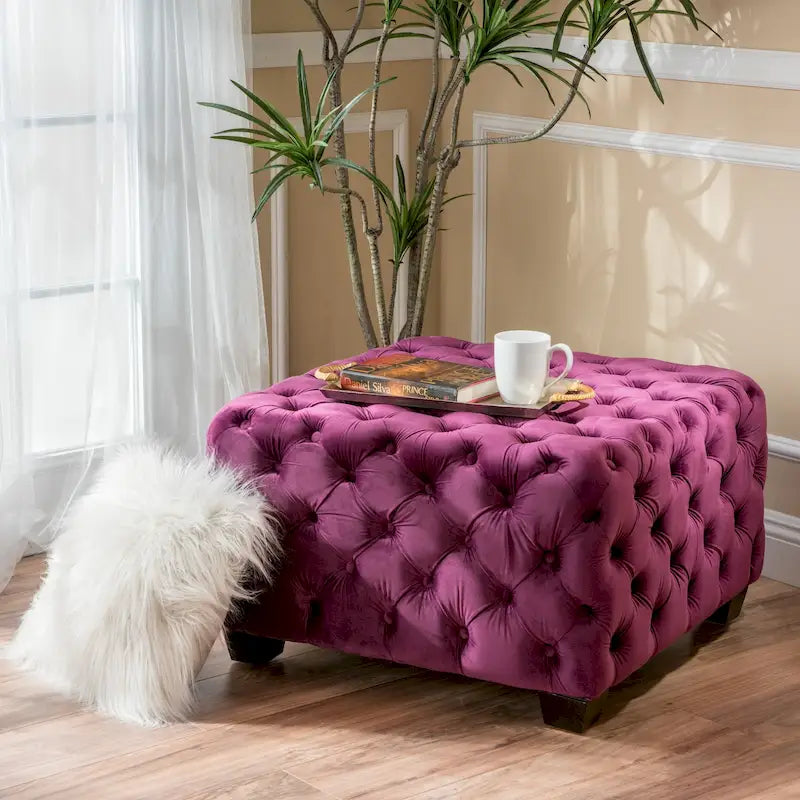 Jaymee Ottoman en Velours Capitonnage Moderne et Glamour