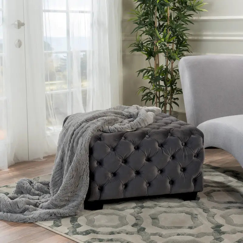Jaymee Ottoman en Velours Capitonnage Moderne et Glamour