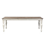 Table à manger à pieds tournés, en chêne vieilli blanc antique