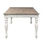Table à manger à pieds tournés, en chêne vieilli blanc antique