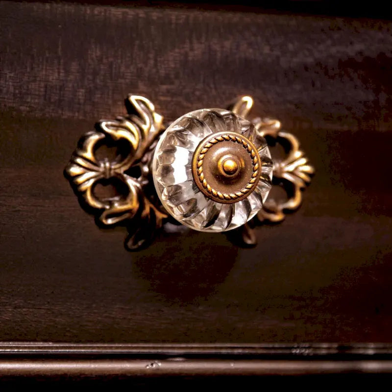Commode traditionnelle à 9 tiroirs et miroir