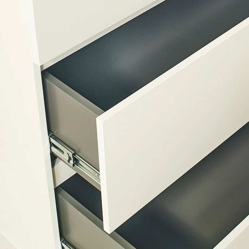 Commode contemporaine en bois à quatre tiroirs Liv