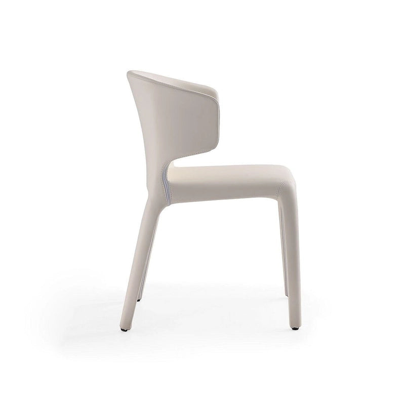 Chaise de salle à manger Conrad en similicuir crème