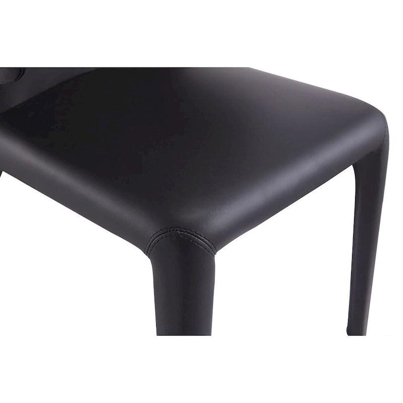 Chaise de salle à manger Conrad en similicuir crème