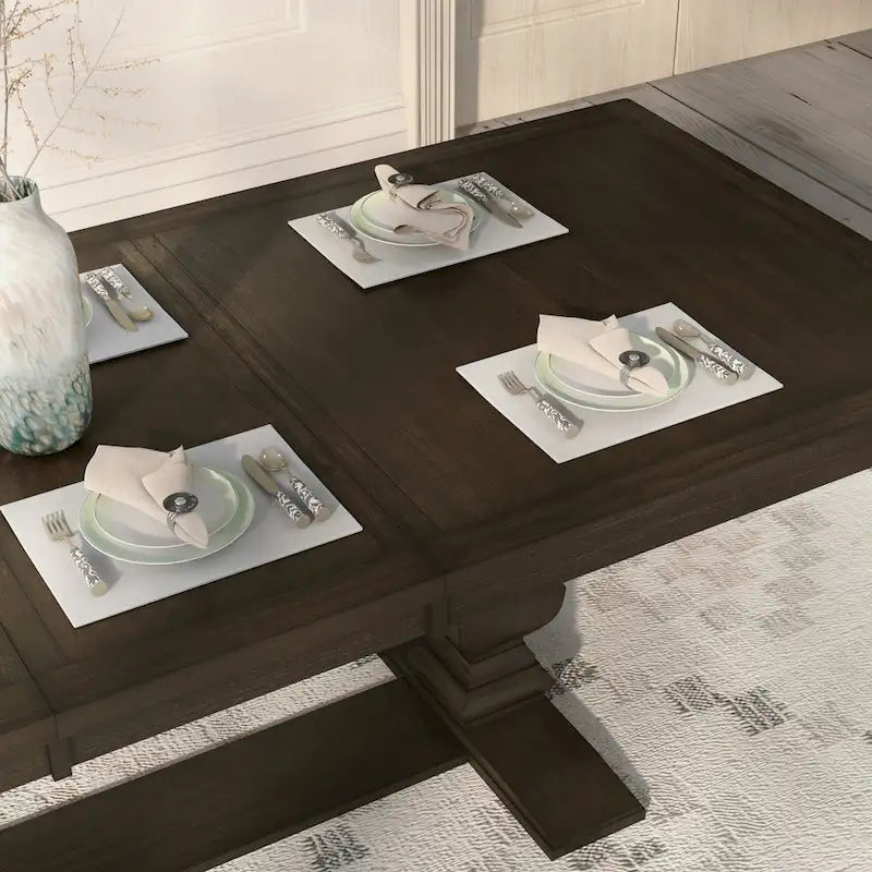 Table à manger extensible en bois Ruddy Road Espresso de 94 pouces