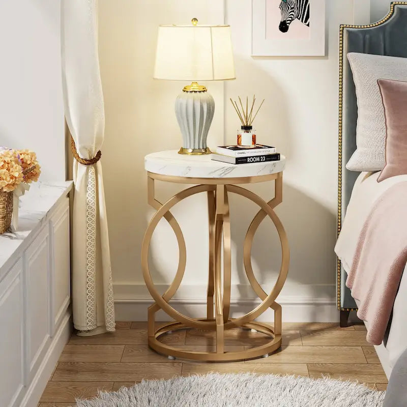 Table d'appoint dorée, Table d'appoint ronde avec plateau en faux marbre