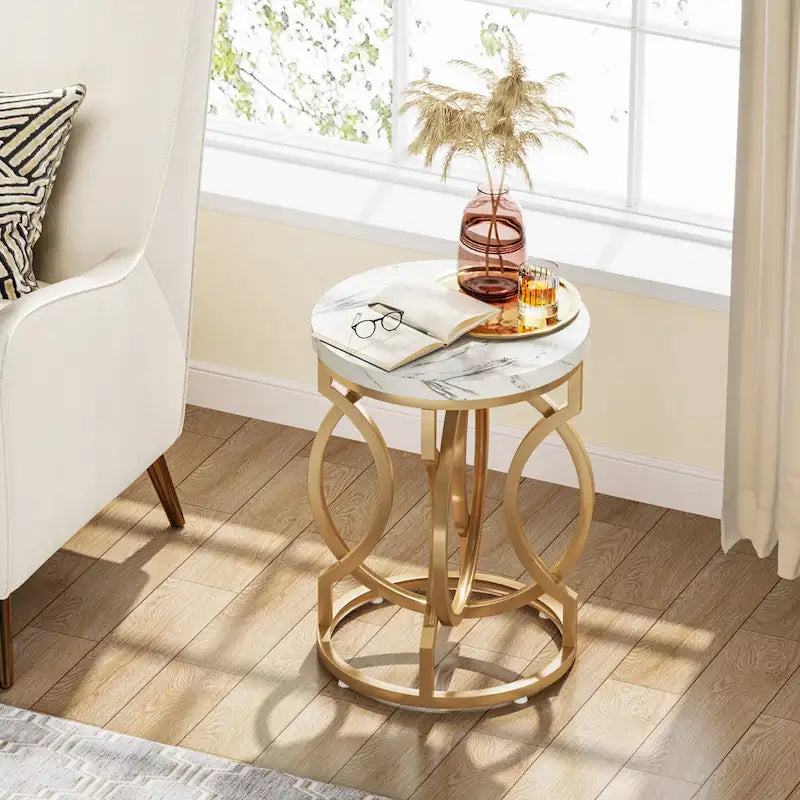 Table d'appoint dorée, Table d'appoint ronde avec plateau en faux marbre