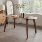 Beau I Table à manger ovale en noyer du milieu du siècle